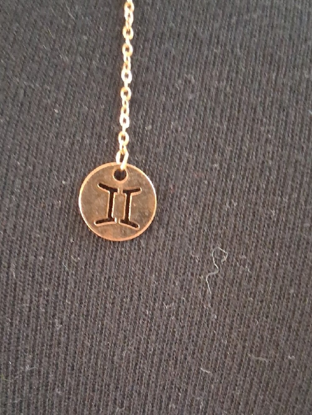 [BLUE AND PINK EARRINGS INCLUDED] Ardene Gold-Tone Double Layer Gemini Necklace - Picture 2 of 6